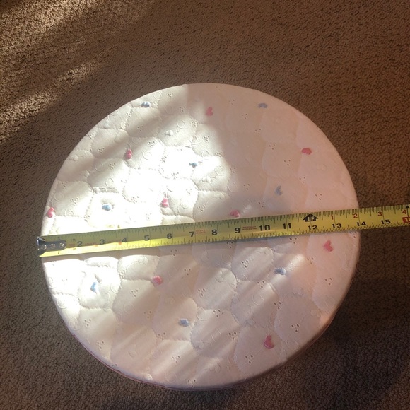 CLOSET CLEAR OUT! DONATING SOON! ❤️ Handmade quilted round storage box ❤️ - Picture 11 of 12